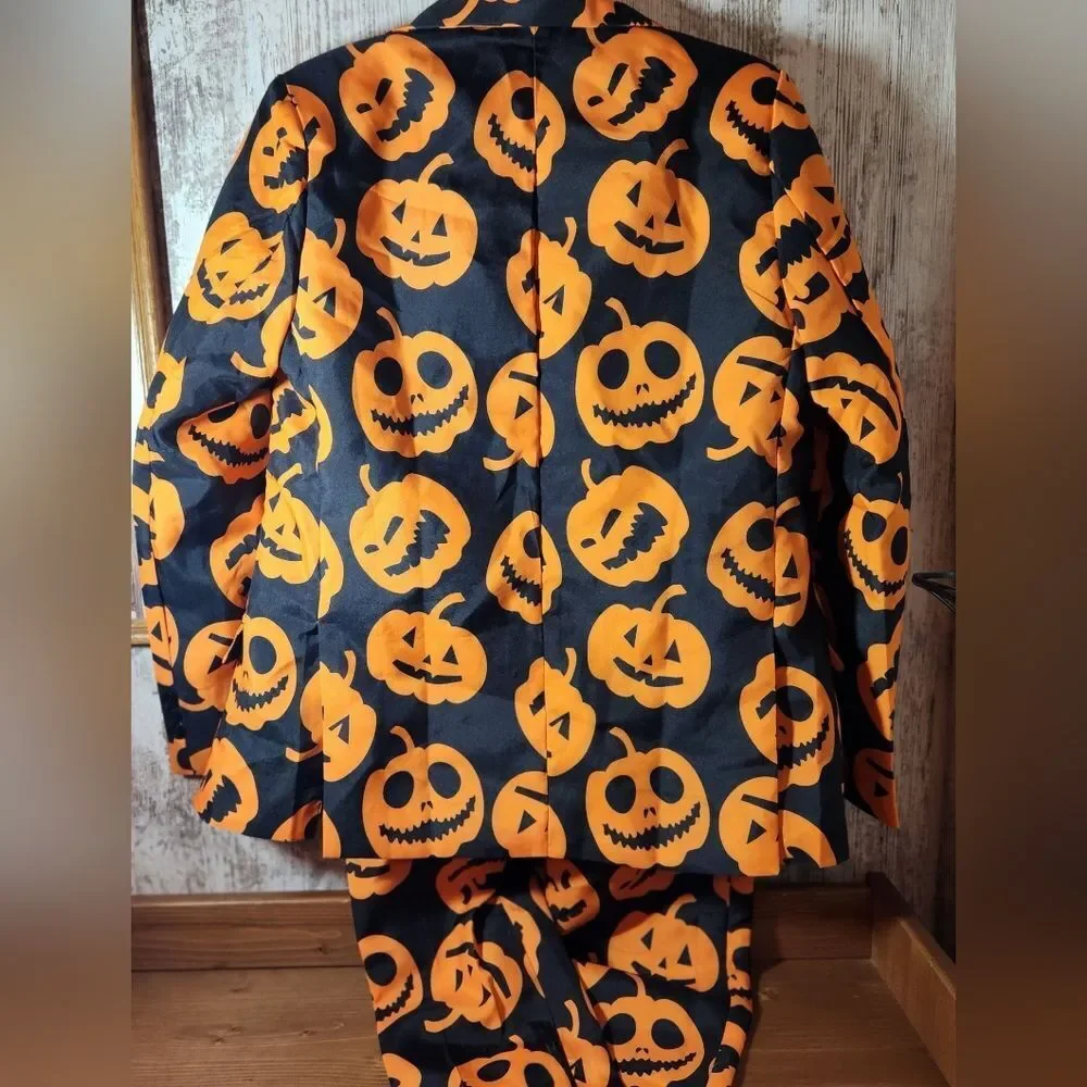 Spirit Halloween Pumpkin Suit - Black and Orange Jack-O-Lantern Big Boys